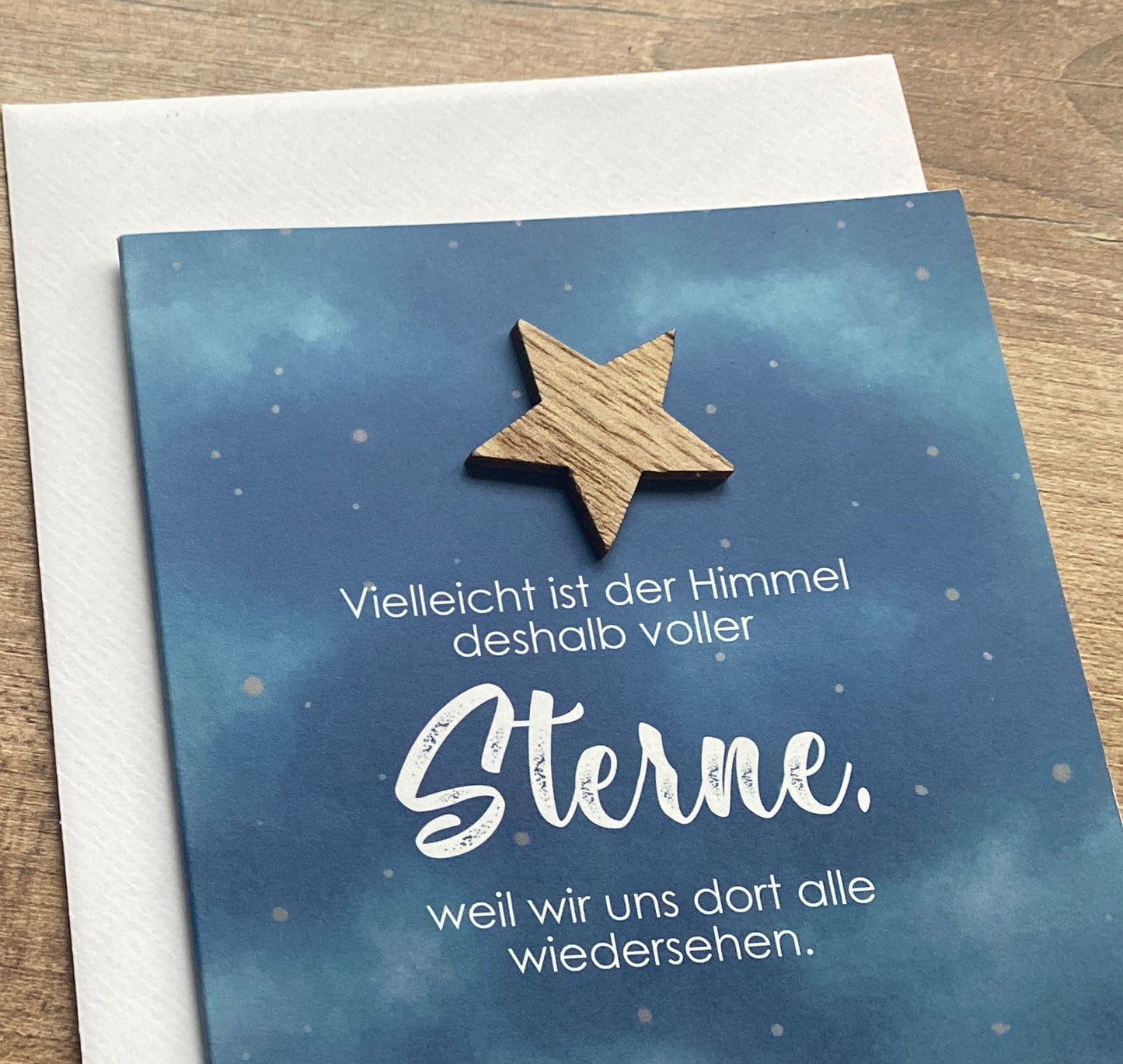 Trauerkarte WOLKEN-HIMMEL mit Holzstern | Kondolenzkarte mit Umschlag