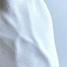Lade das Bild in den Galerie-Viewer, 3D-Handabdruck-Set bambelina® XXL,  für 4 bis 6 Erwachsene Hände
